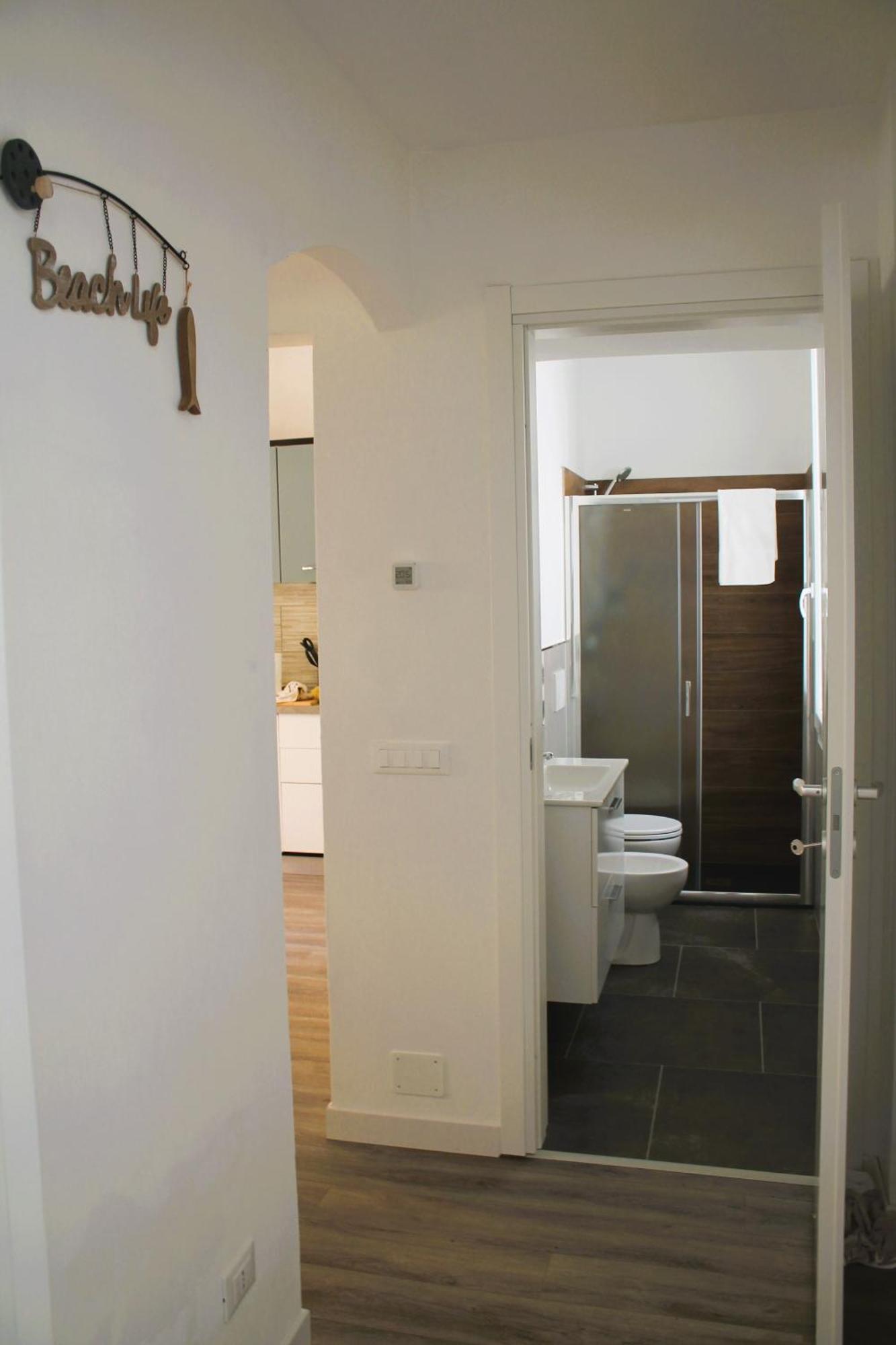Rachele Guest House ลาสเปเซีย ภายนอก รูปภาพ